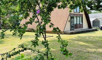 151 E 22nd St, Baxter Springs, KS 66713