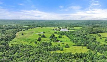 499 Breakwater Dr, Benton, MS 39039