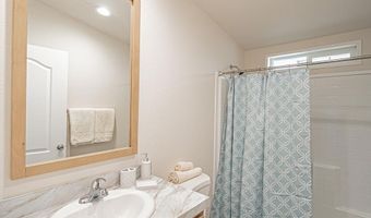 960 Cottage Ln, Blackfoot, ID 83221