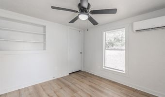 211 S Line St, Weatherford, TX 76086