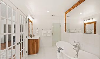 6032 28TH St N, Arlington, VA 22207