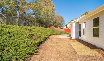 738 York View Dr, Auburn, GA 30011