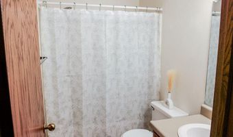 3422 West St, Ames, IA 50014