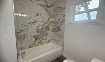 309 1ST St, Auburndale, FL 33823