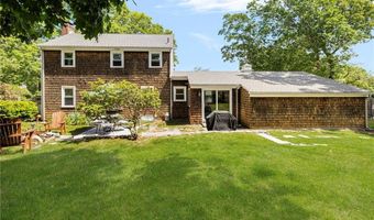 34 Terrace Dr, East Greenwich, RI 02818