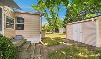 27 Castle Rd 153, Attleboro, MA 02703