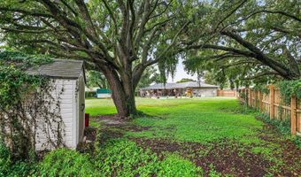 204 ESSARY St N, Auburndale, FL 33823