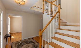 85 McVeagh Rd, Westbrook, CT 06498