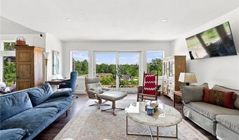224 Greenhouse Rd, Coventry, RI 02827