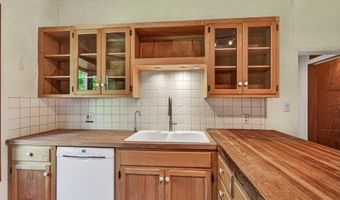 324 Liberty St, Ashland, OR 97520
