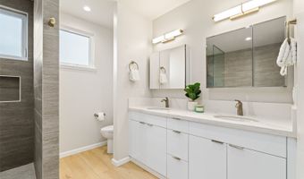 1729 Keeaumoku St B, Honolulu, HI 96822