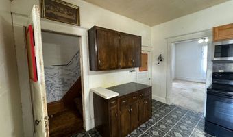 806 7th Ave, Britton, SD 57430