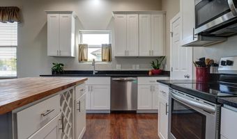 13 Harvest Dr, Arcanum, OH 45304