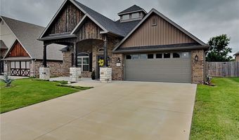 1101 Flat Rock St, Bentonville, AR 72713