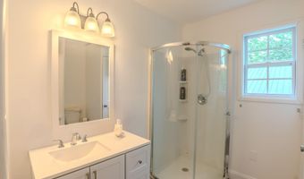 835 E Lincoln Rd, Alcoa, TN 37701