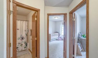 1201 Forrest Glenn Dr, Arkansas City, KS 67005