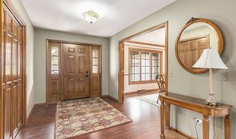 10159 E Rivershore Dr SE, Alto, MI 49302