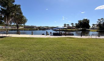 1640 JUNO Trl 205B, Astor, FL 32102