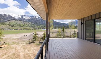 47 VILLAGE Ln, Alpine, WY 83128