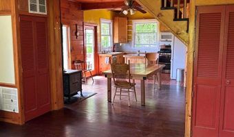 20 Monument Rd, Abbot, ME 04406