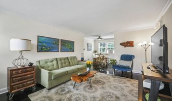 306 Deal Lake Dr 40, Asbury Park, NJ 07712
