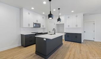 22 Bridger St, Cascade, ID 83611
