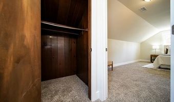 8076 Winona Ave, Allen Park, MI 48101