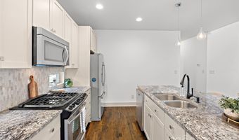 2530 Bay St, Charlotte, NC 28205