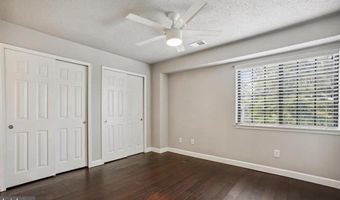 7012 IRWELL Ln 14F, Alexandria, VA 22315