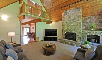 707 Benton Hill Rd, Becket, MA 01223