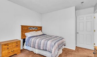 62 Walnut St, Beachwood, NJ 08722