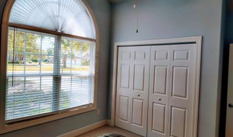 29 Lake Arbu Dr, Manning, SC 29102