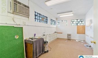 911 W Hamilton St, Allentown, PA 18101