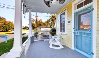 134 Keller St, Bay St. Louis, MS 39520