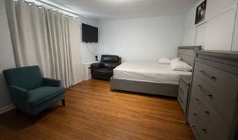 41 Rockland Ave, Staten Island, NY 10306