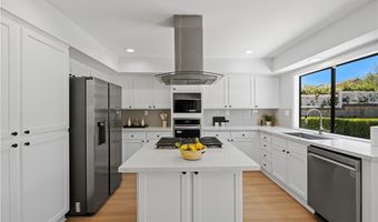 29033 Hollow Oak Ct, Agoura Hills, CA 91301