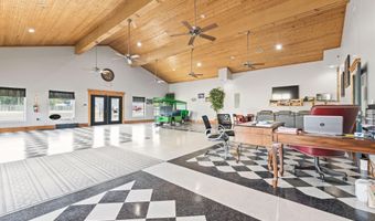726 Veterans Memorial Dr, Abbeville, LA 70510