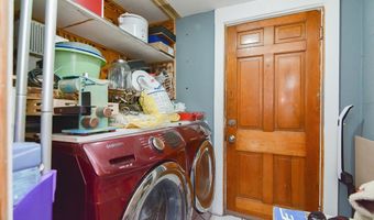 27 Houghton St, Boston, MA 02122