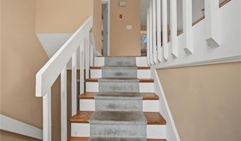 15 Atlantic Ave, North Providence, RI 02904