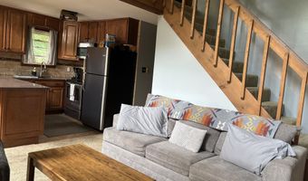 74 Chapman Cir, Albrightsville, PA 18210