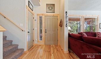 23 Waterline Ln, Cascade, ID 83611