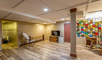 4951 W Liberty Rd, Ann Arbor, MI 48103