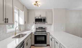 407 E Williams St, Angier, NC 27501