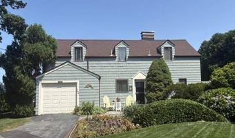 160 Col. John Gardner Rd, Narragansett, RI 02882
