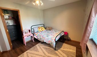 850 E Mill St, Akron, IA 51001