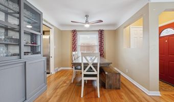 18755 Dale Ave, Allen Park, MI 48101