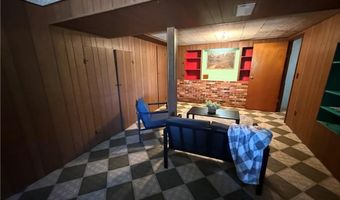 404 N 14th St, Atchison, KS 66002