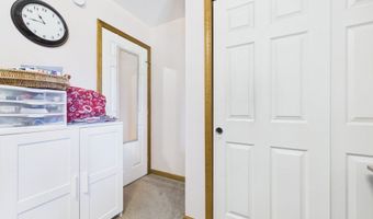 4719 Gleneagle Dr 22B, Anderson, IN 46013