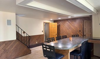 826 EASTVIEW Dr, Antigo, WI 54409