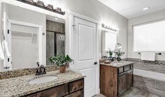 2076 LACY Dr, Cheyenne, WY 82009